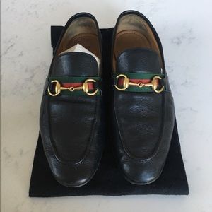 Gucci’s Horsebit Loafer with Web pebble grain